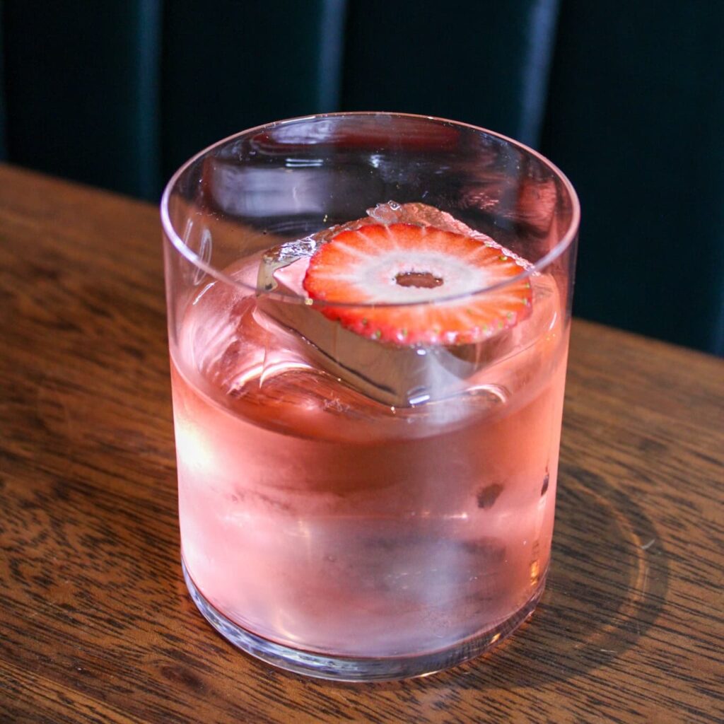 Camino punch cocktail